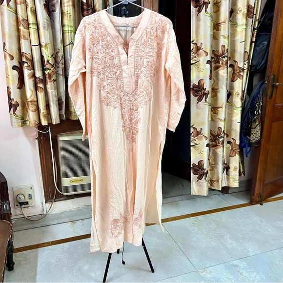 House Of RuSa Jewelry - A beautiful breezy Kurta A casual in pastel peach cotton , thread embroidered